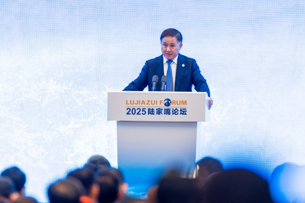 优选策略 央行八项新政赋能，上海国际金融中心建设加速